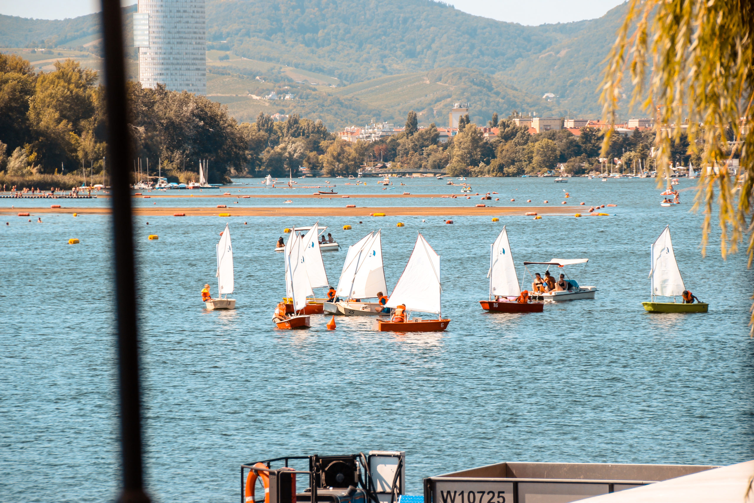 Segeln beim Feriencamp Ostern auf der Alten Donau